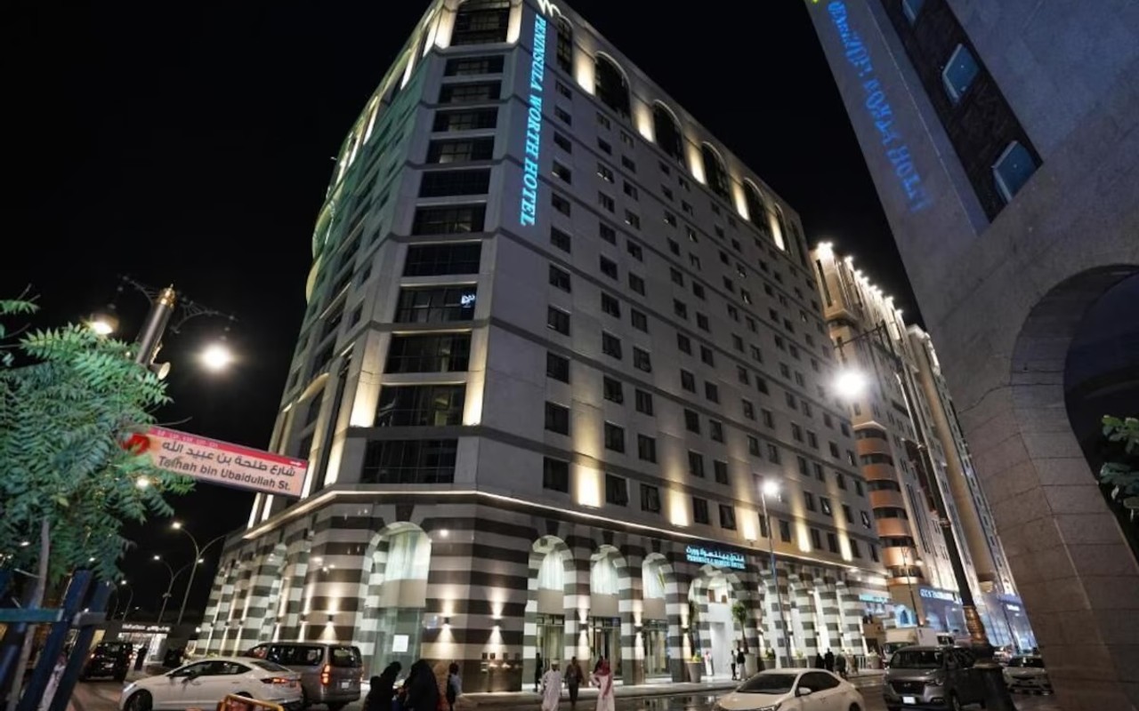 Peninsula Worth Hotel